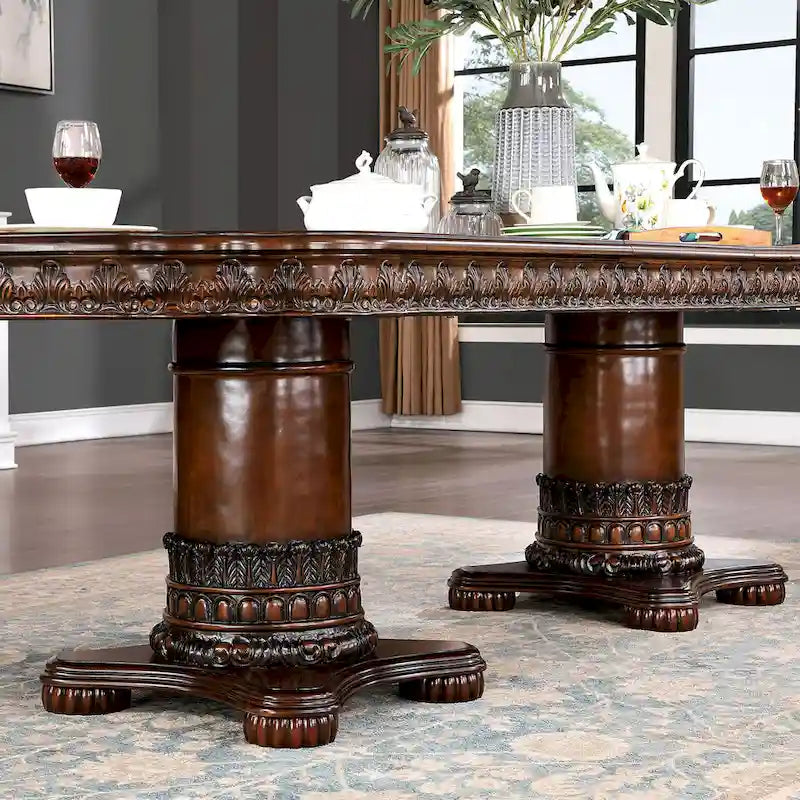 Traditional Expandable Dining Table with Cherry Finish and Pedestal Base